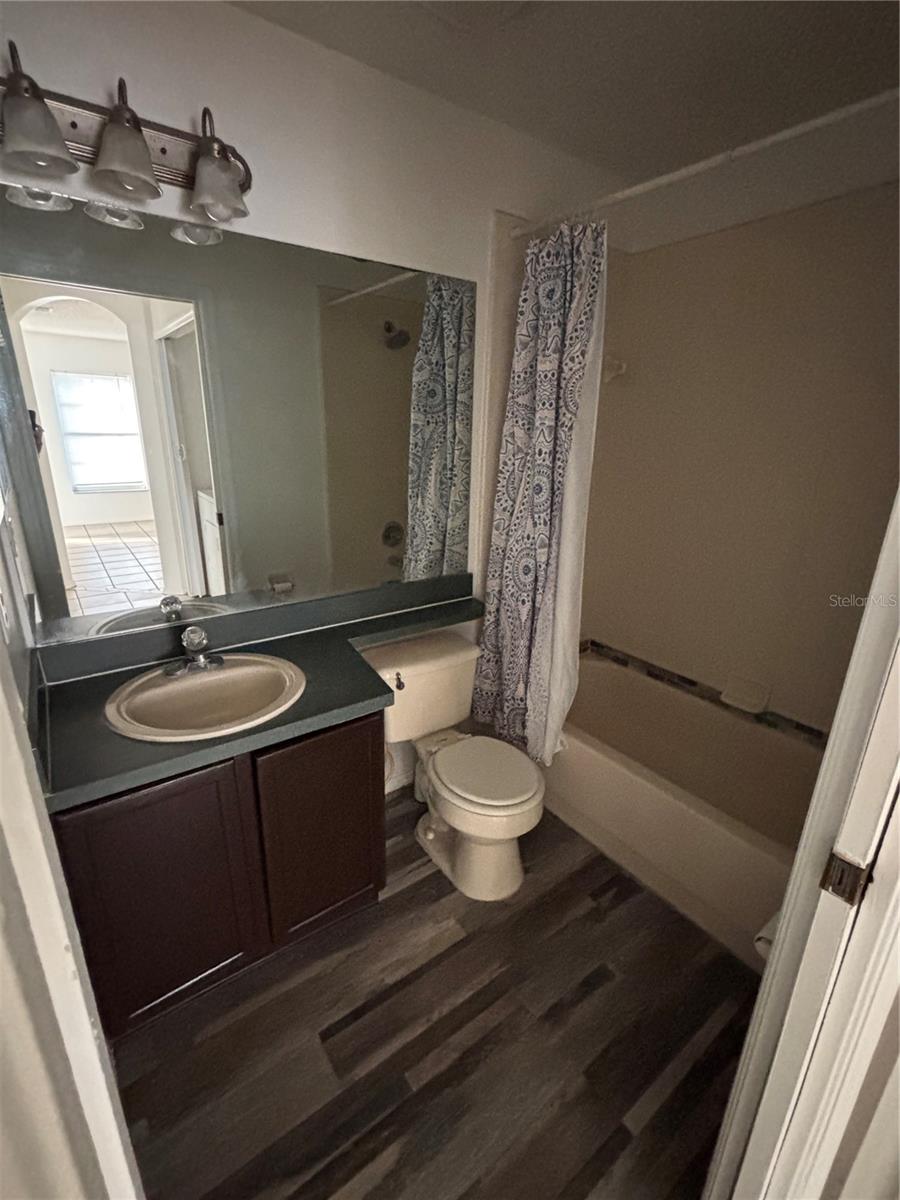 FAIRWAY GLEN AT MEADOW WOODS CONDO - Residential Lease