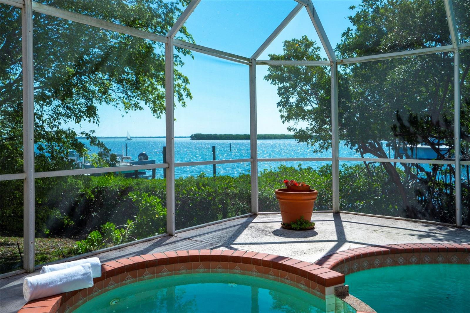 HIDEAWAY BAY SUB - Residential