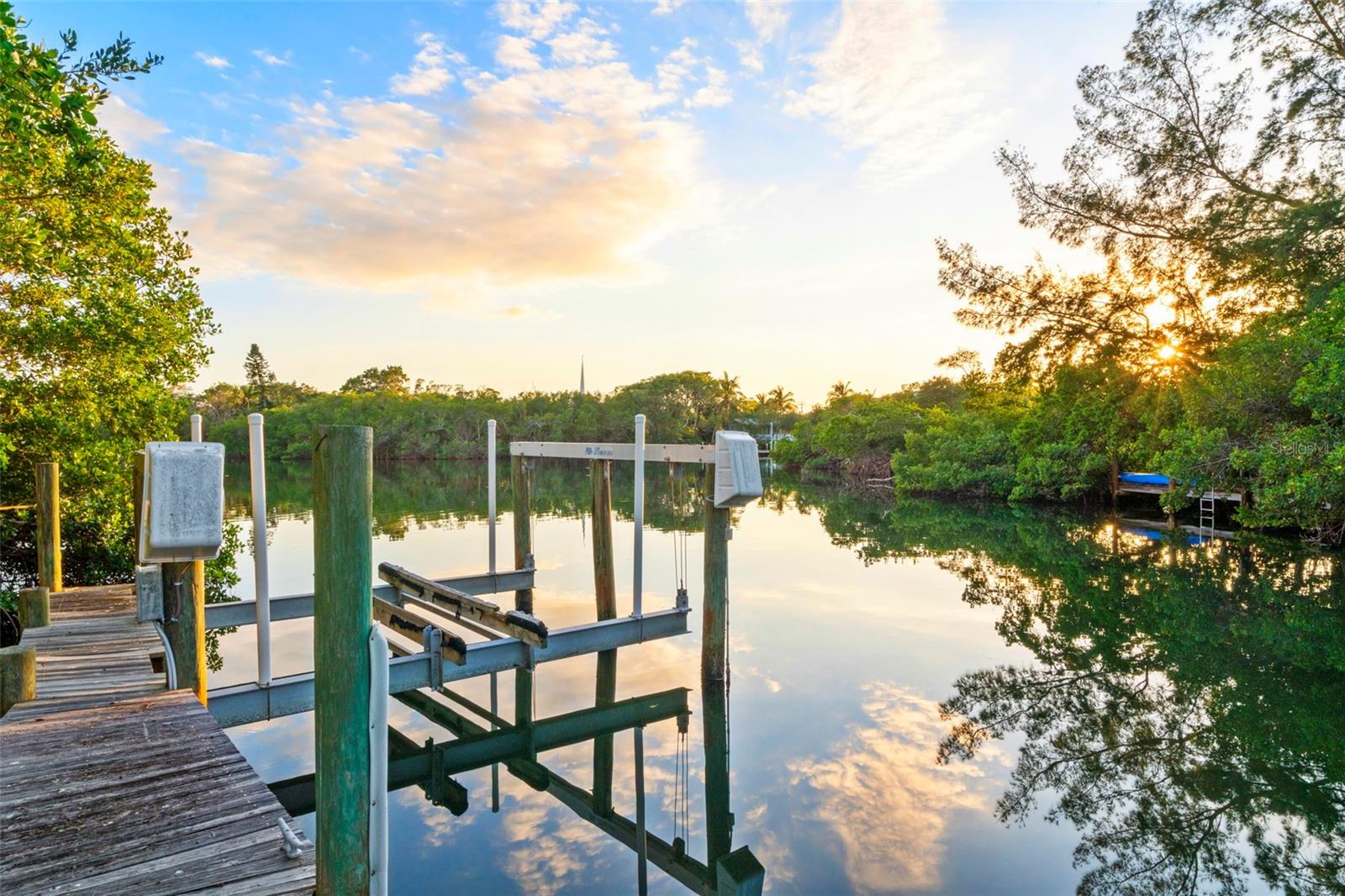 HIDEAWAY BAY SUB - Residential