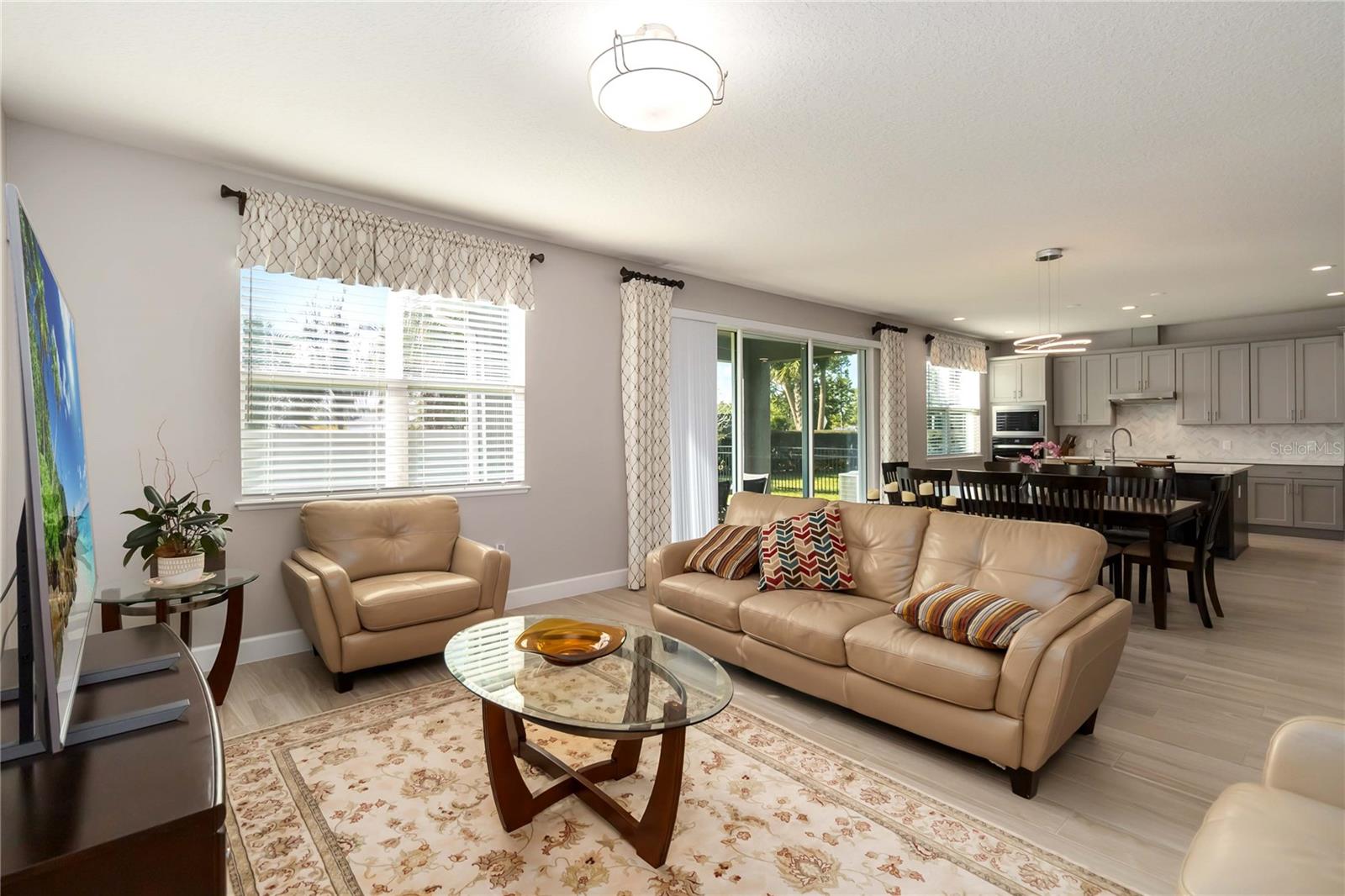 RIVERSIDE OAKS PH 1 - Residential