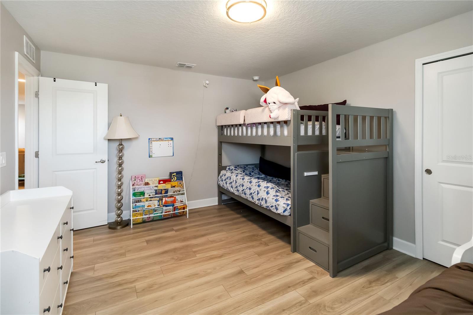 RIVERSIDE OAKS PH 1 - Residential