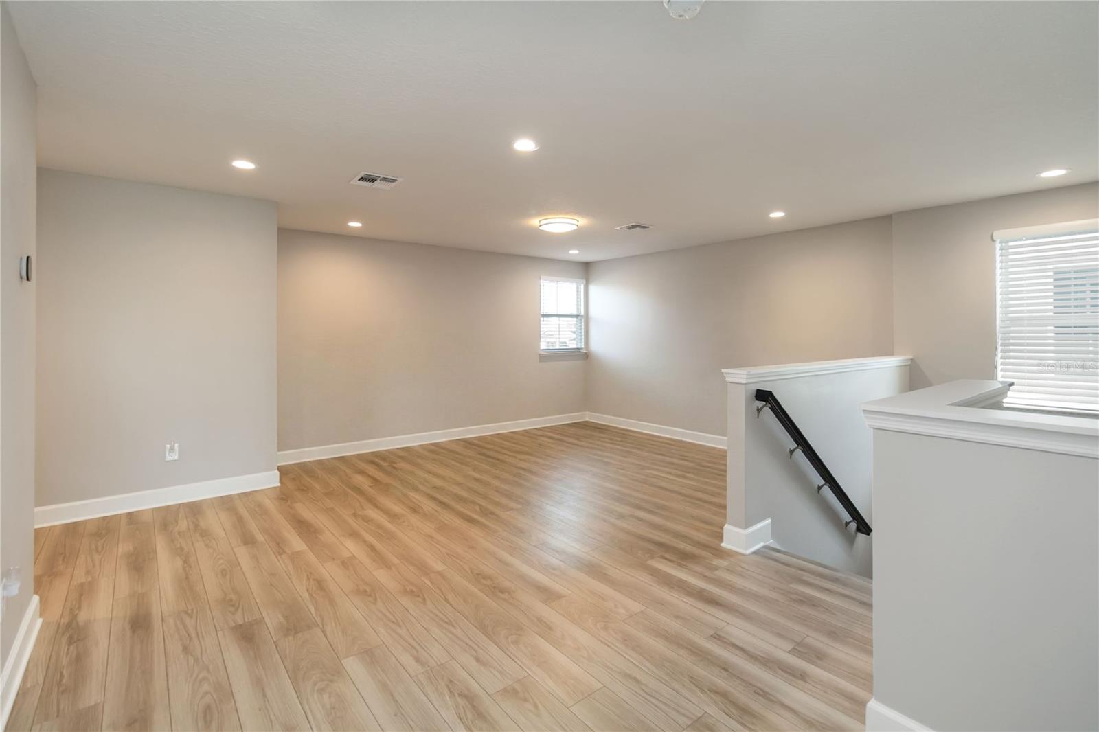 RIVERSIDE OAKS PH 1 - Residential