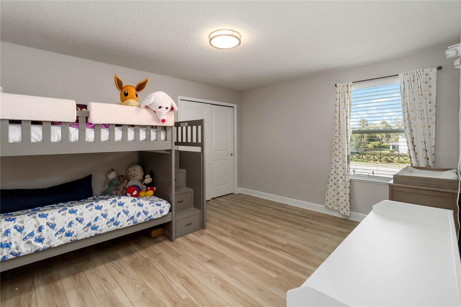 RIVERSIDE OAKS PH 1 - Residential