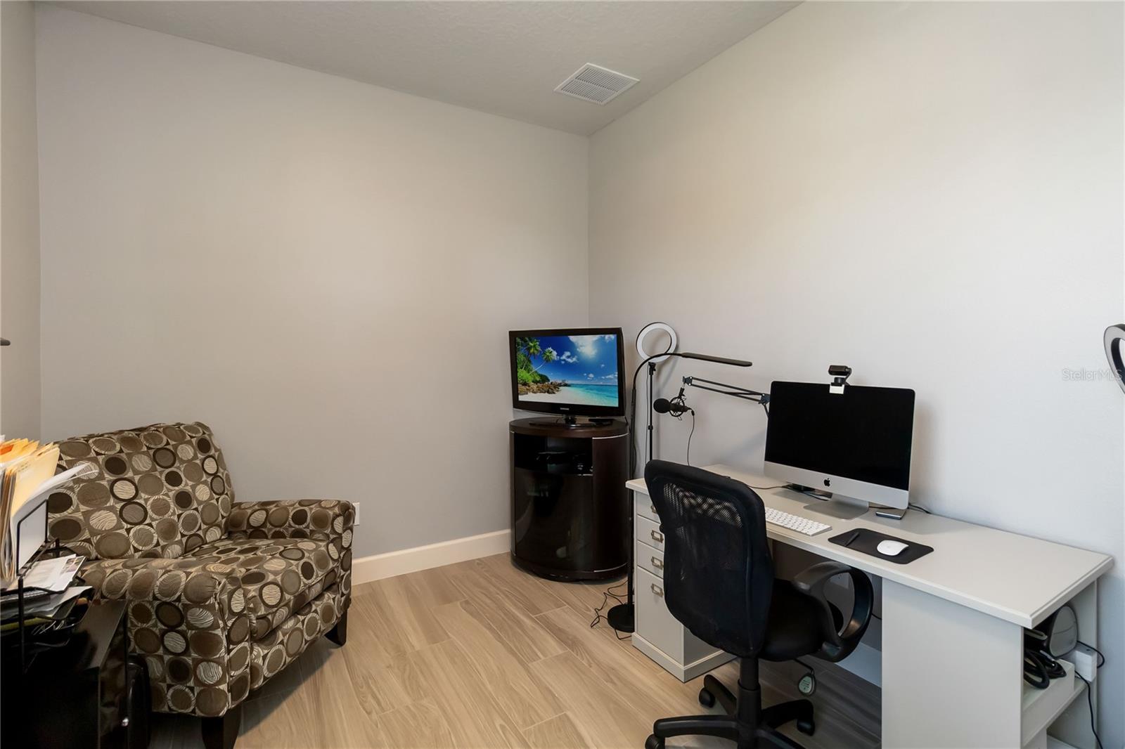 RIVERSIDE OAKS PH 1 - Residential