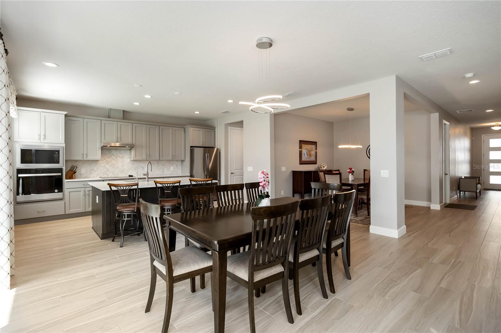 RIVERSIDE OAKS PH 1 - Residential