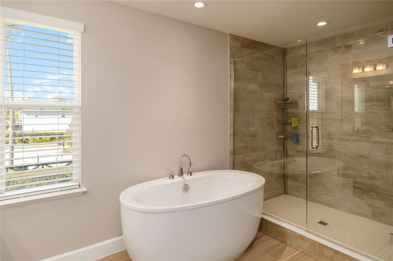 RIVERSIDE OAKS PH 1 - Residential