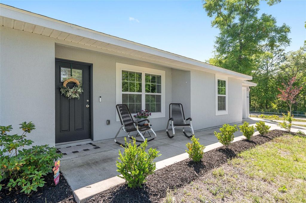 Photo of 20264 SW 69th Place, Dunnellon, FL 34431 (MLS # OM722980)