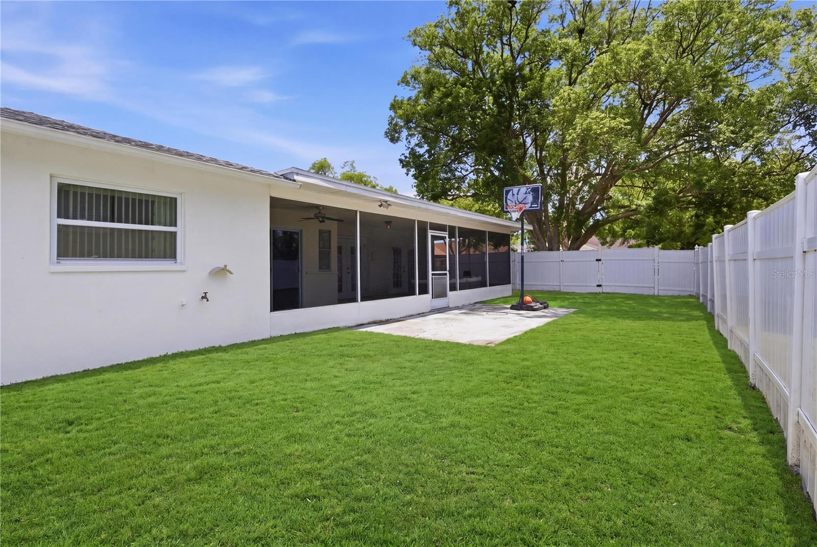 PARK LAKE ESTATES - Residential