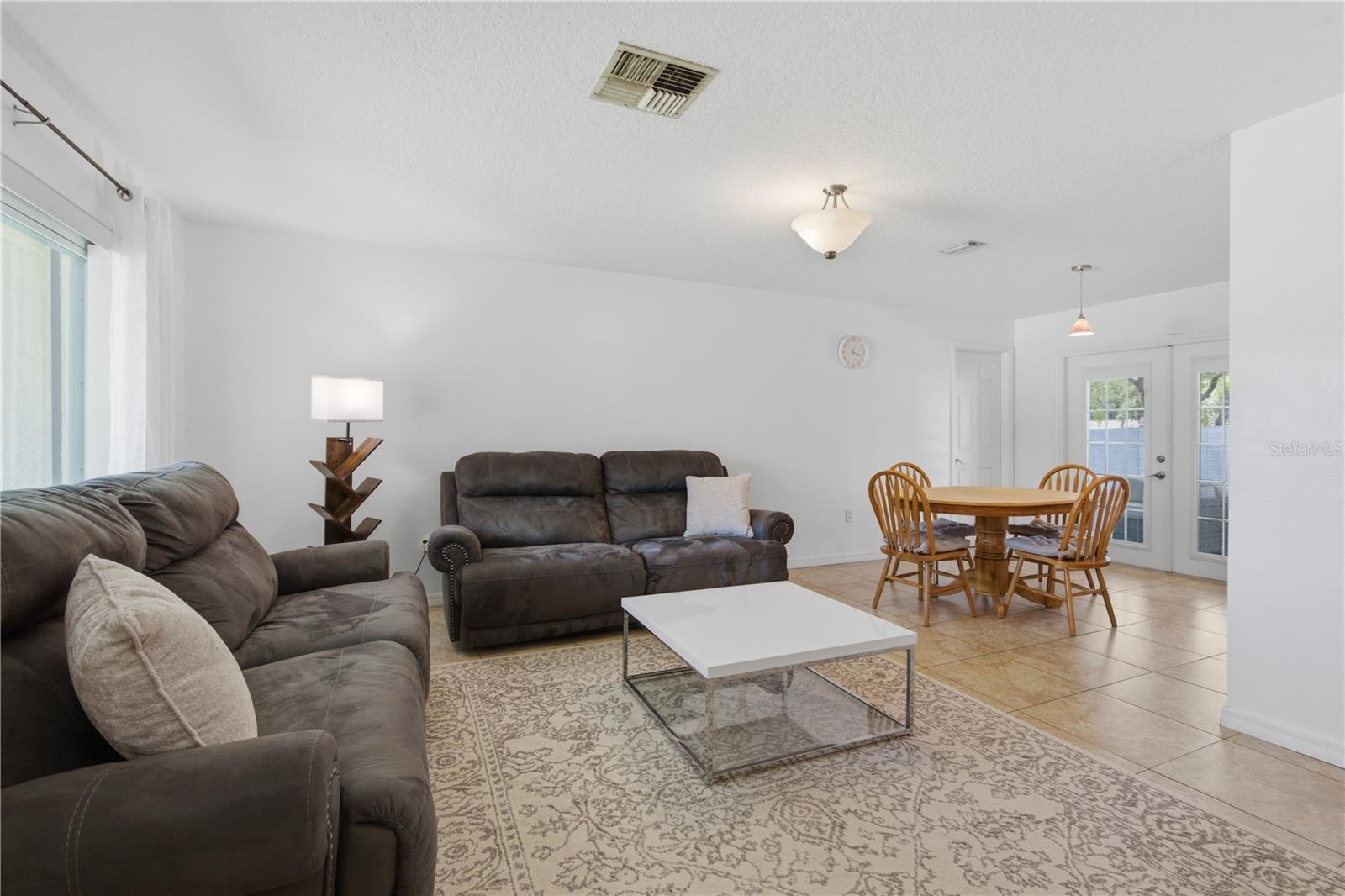 PARK LAKE ESTATES - Residential
