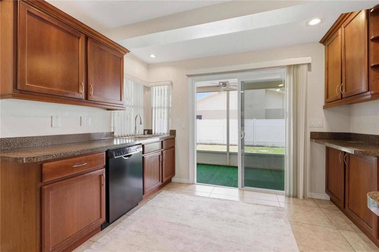 PARK LAKE ESTATES - Residential