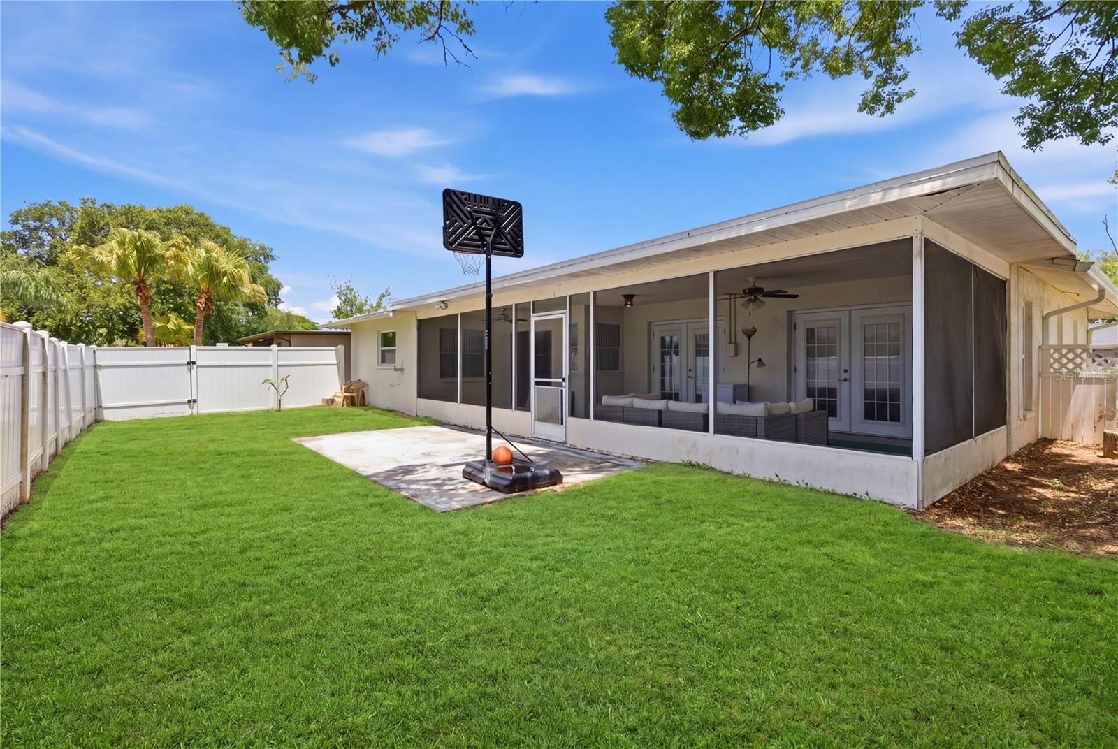 PARK LAKE ESTATES - Residential