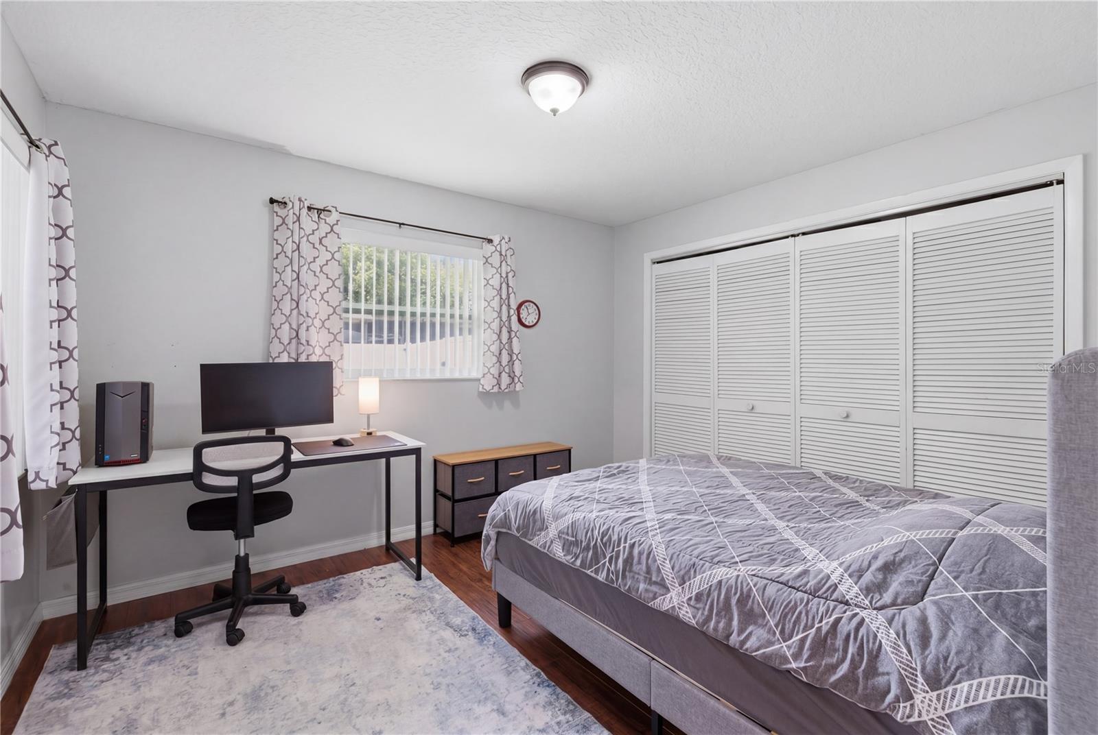 PARK LAKE ESTATES - Residential
