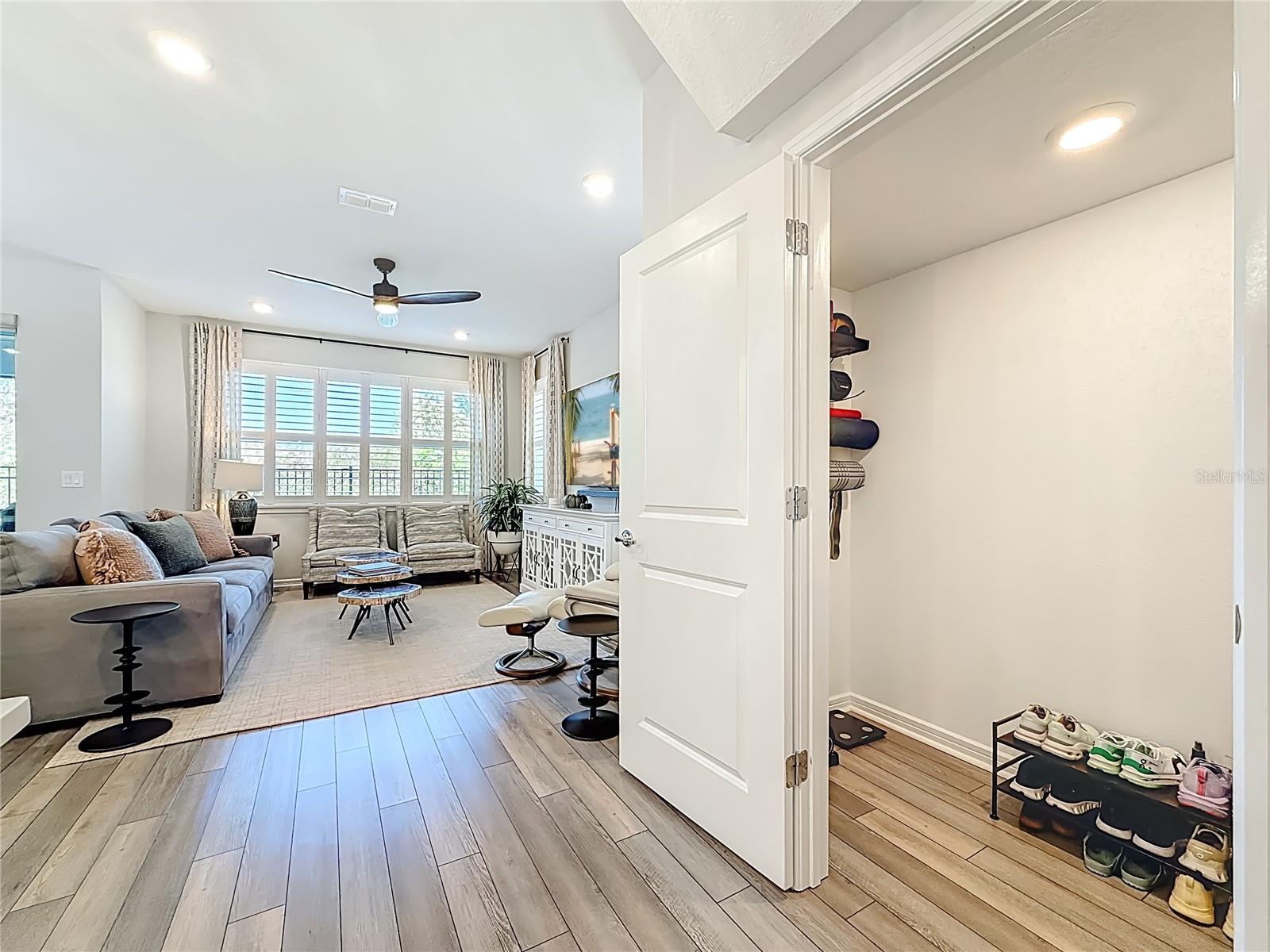 SHORELINE REP - Residential