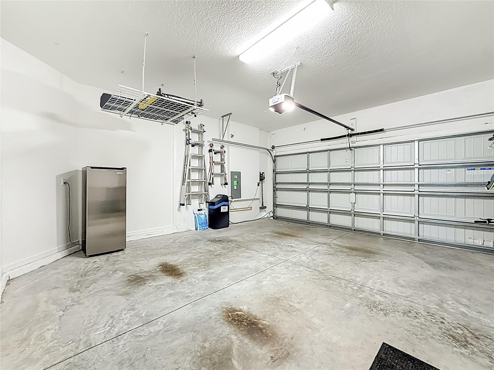 SHORELINE REP - Residential