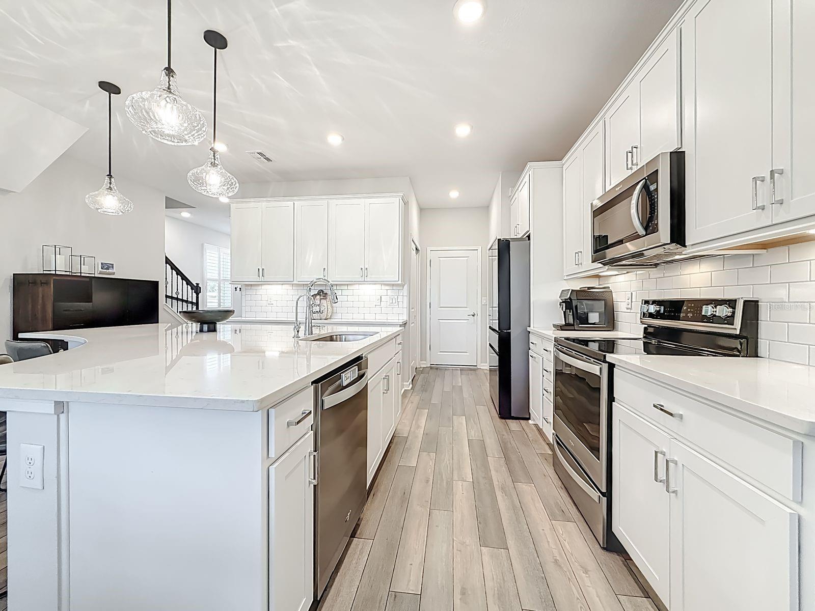 SHORELINE REP - Residential