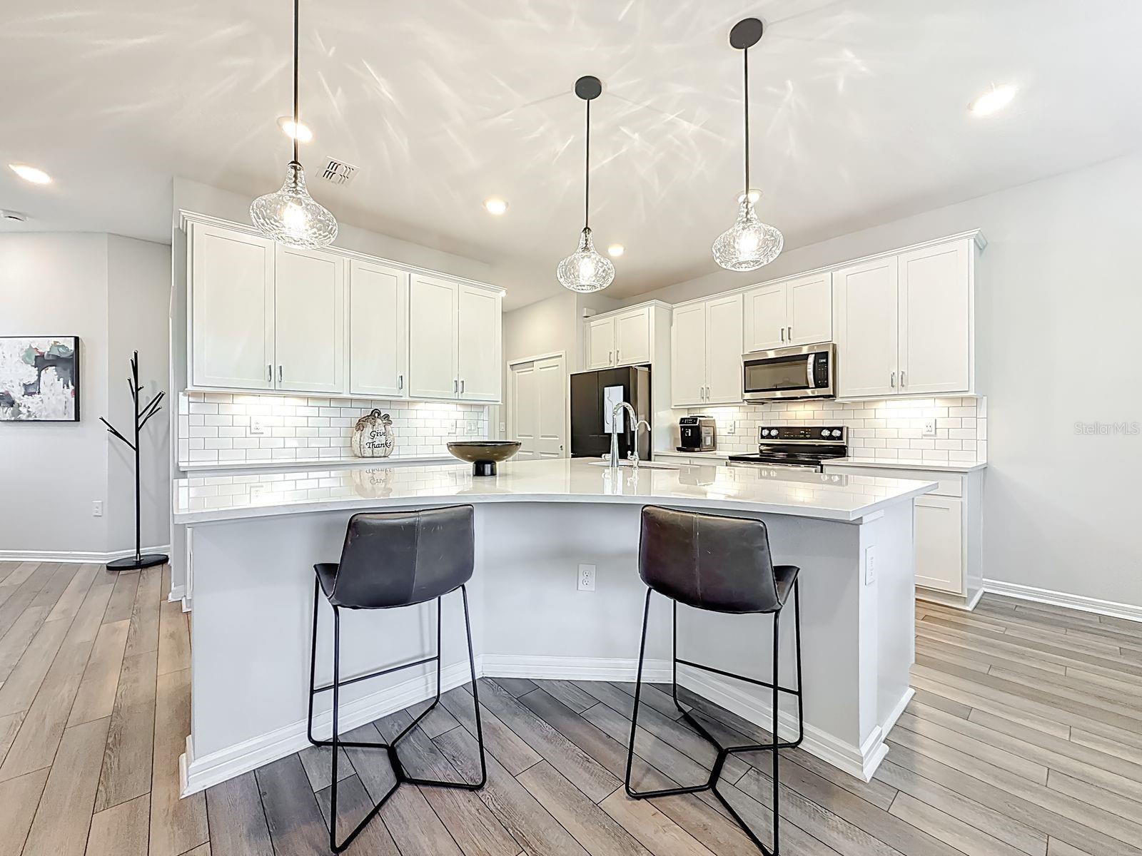 SHORELINE REP - Residential