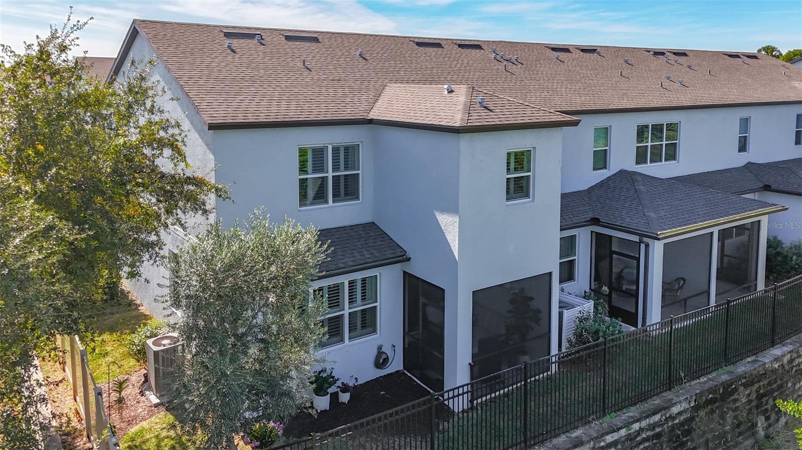 SHORELINE REP - Residential