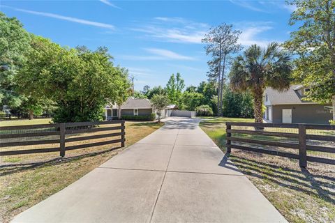 Tiny photo for 8526 SE 12th Court, Ocala, FL 34480 (MLS # OM724625)
