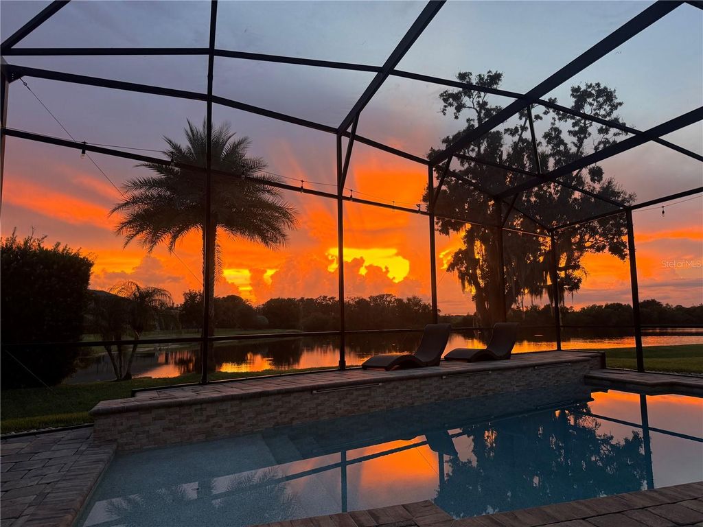 Photo of 15196 Lake Claire Overlook Drive, Winter Garden, FL 34787 (MLS # O6397637)
