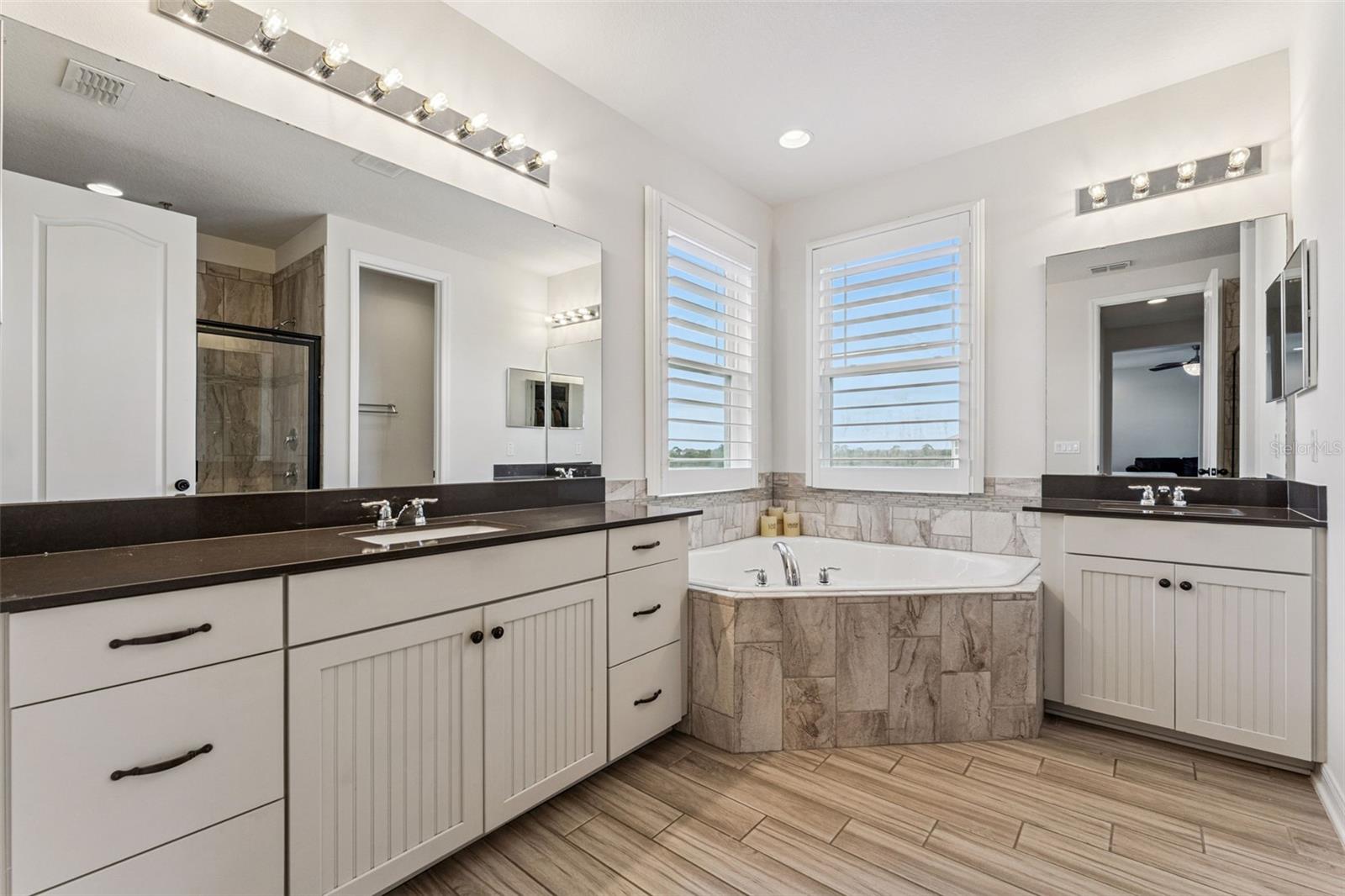 HICKORY HAMMOCK - Residential