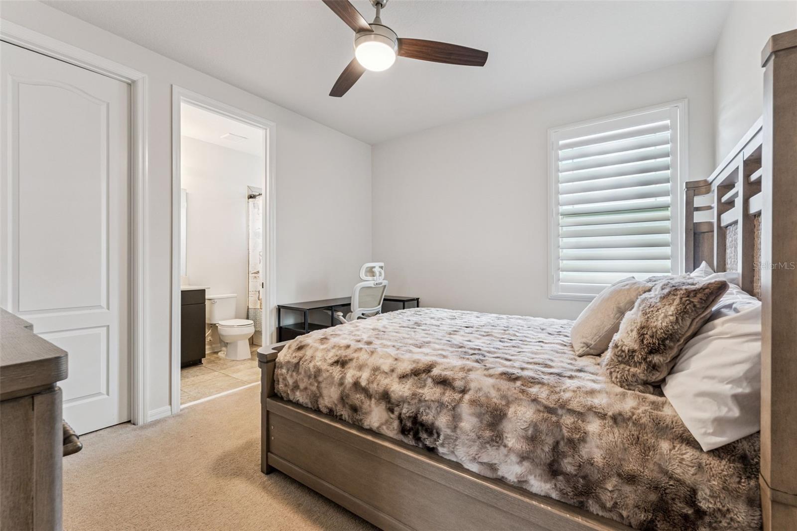 HICKORY HAMMOCK - Residential