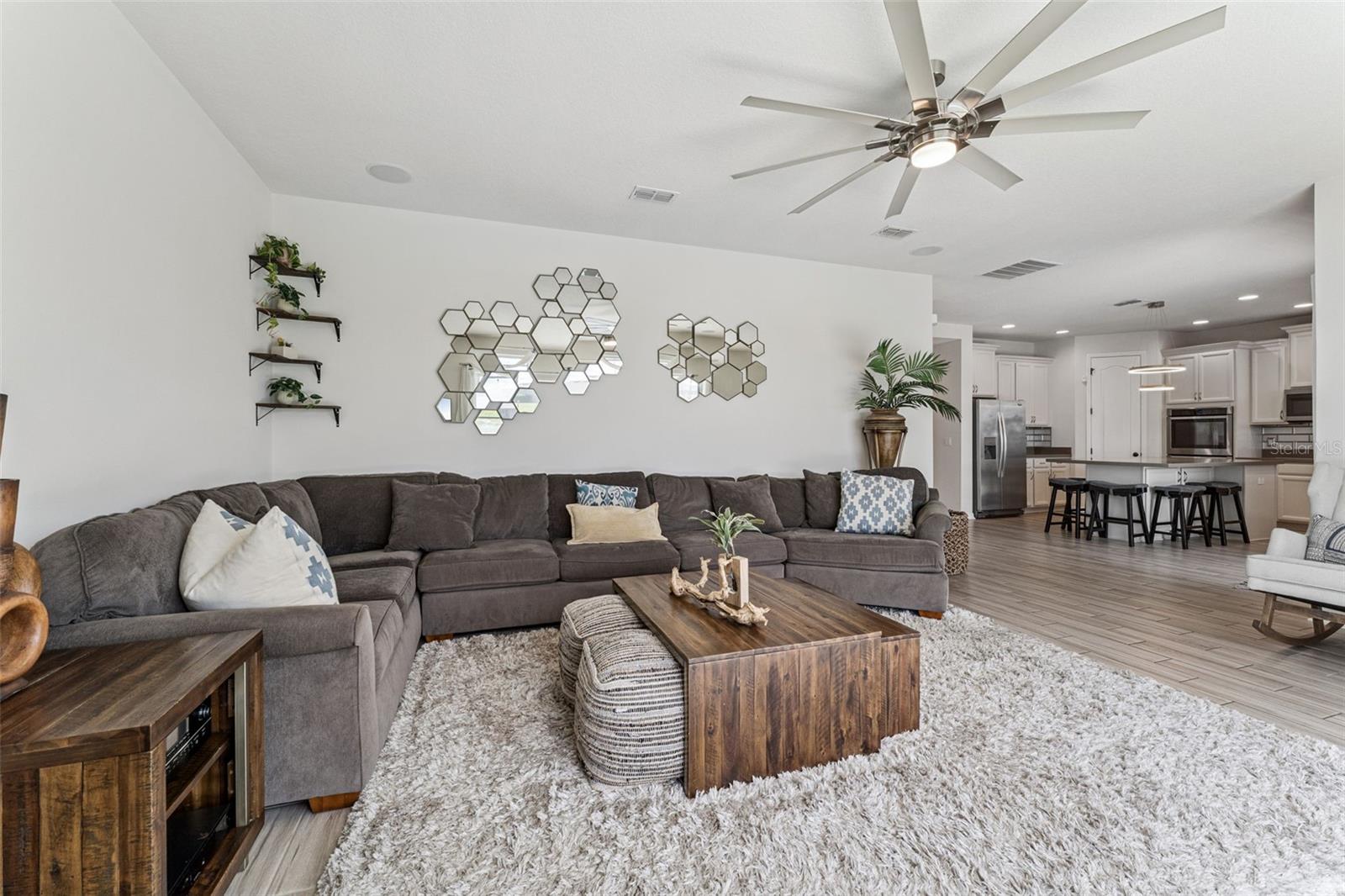 HICKORY HAMMOCK - Residential