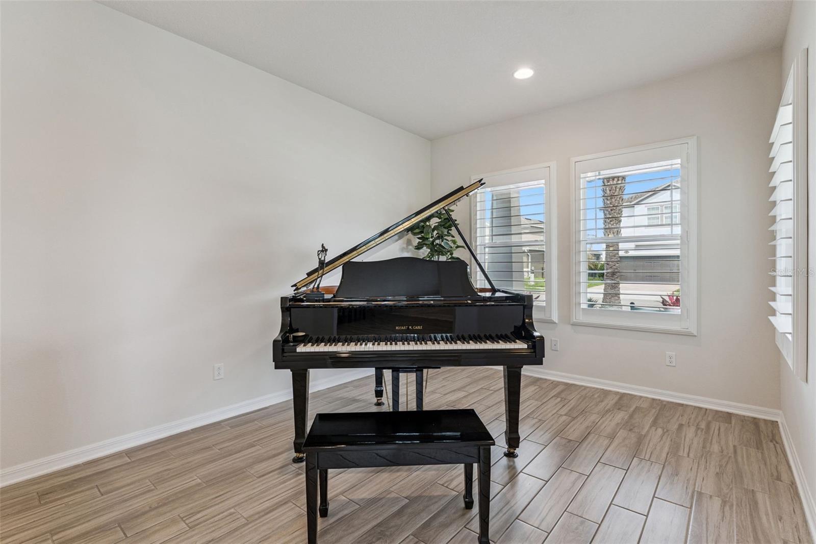 HICKORY HAMMOCK - Residential