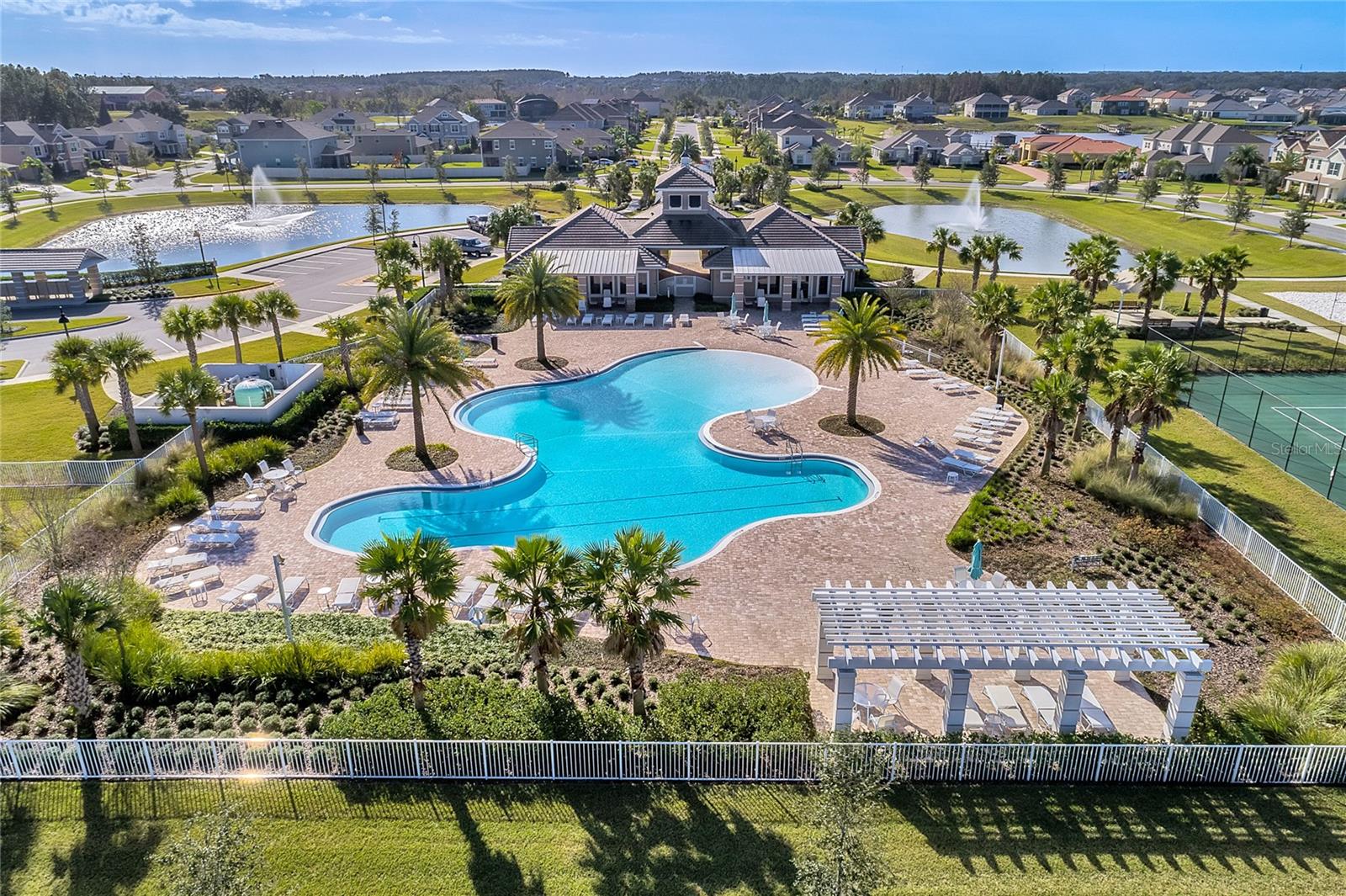 HICKORY HAMMOCK - Residential