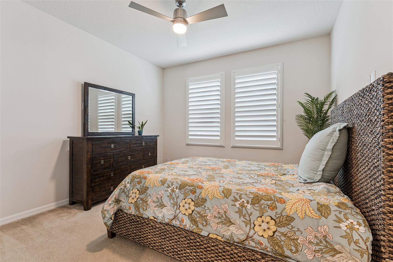 HICKORY HAMMOCK - Residential