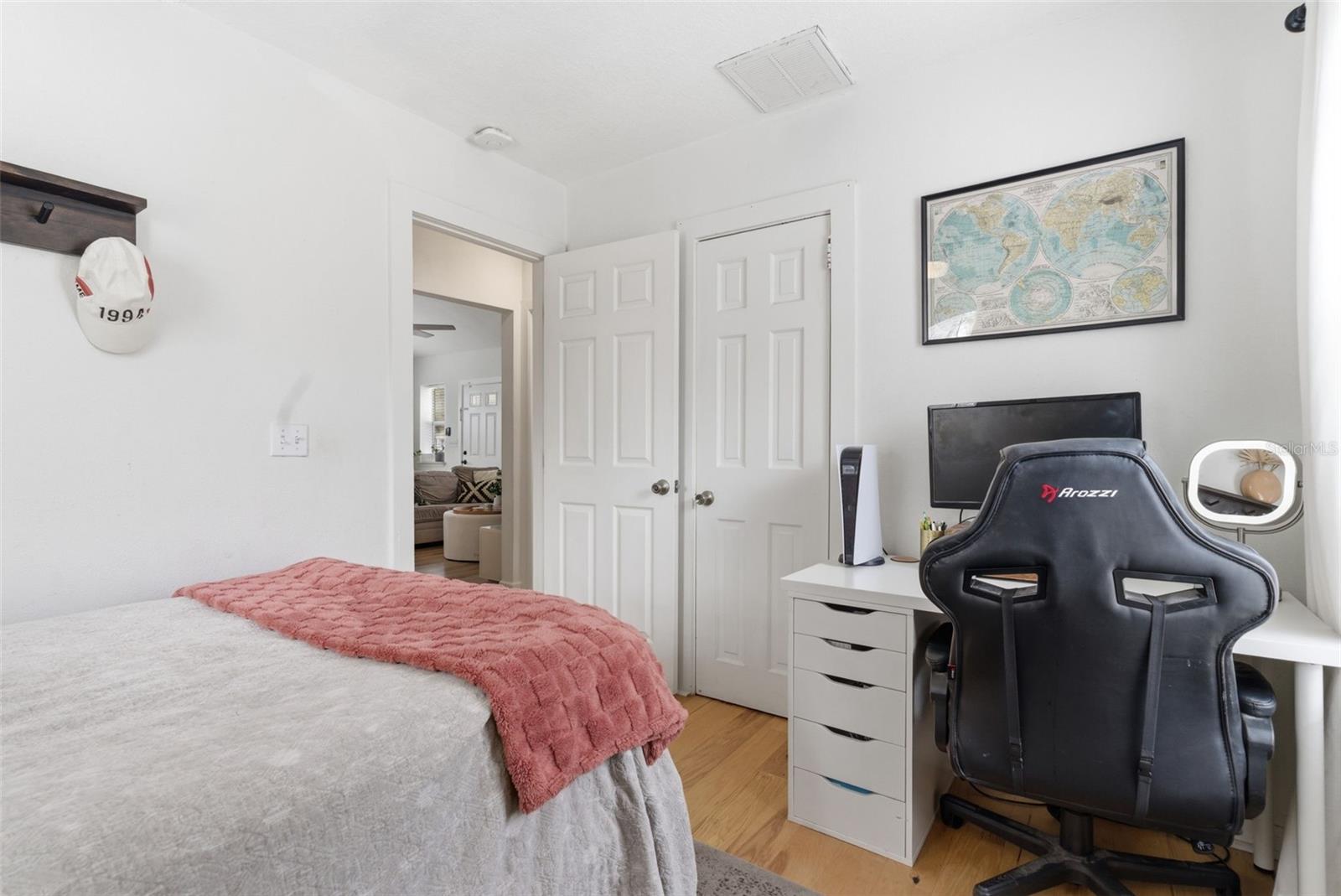 MEADOWBROOK - Residential