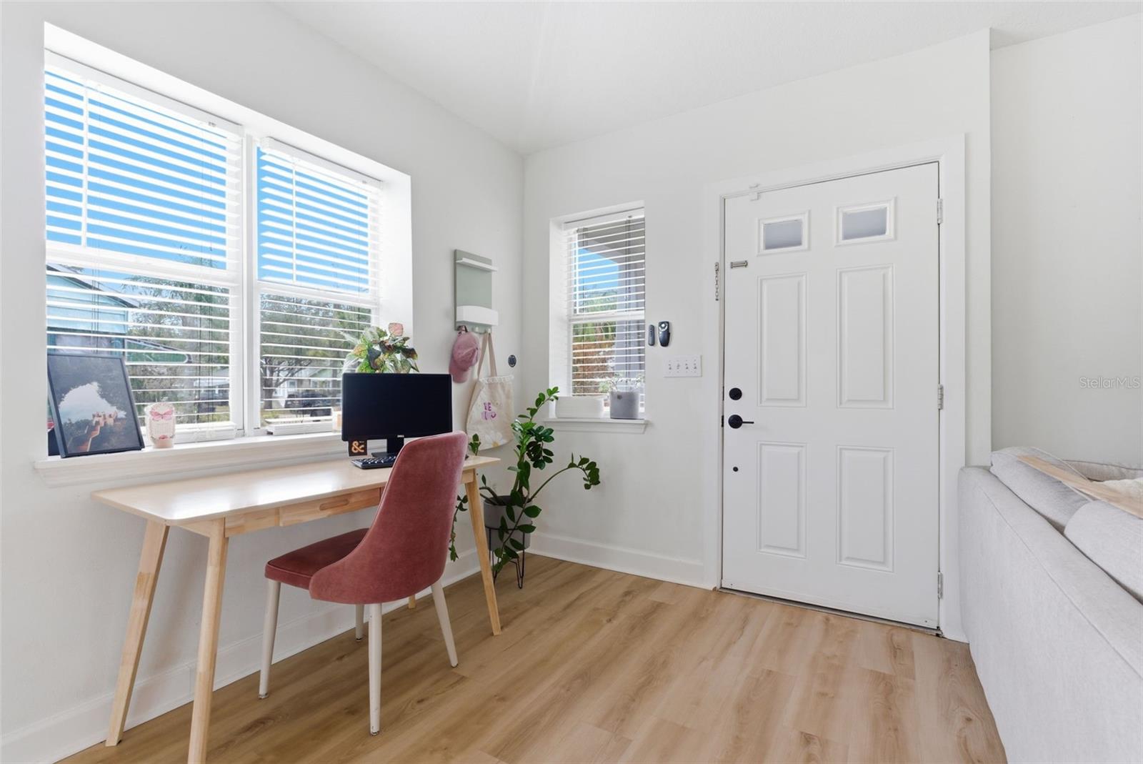 MEADOWBROOK - Residential