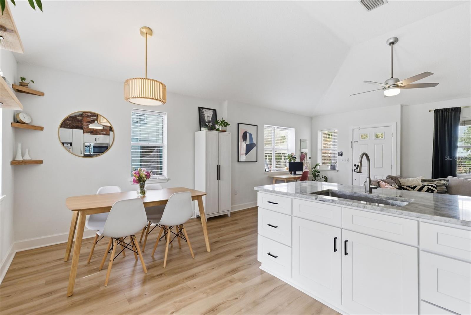 MEADOWBROOK - Residential