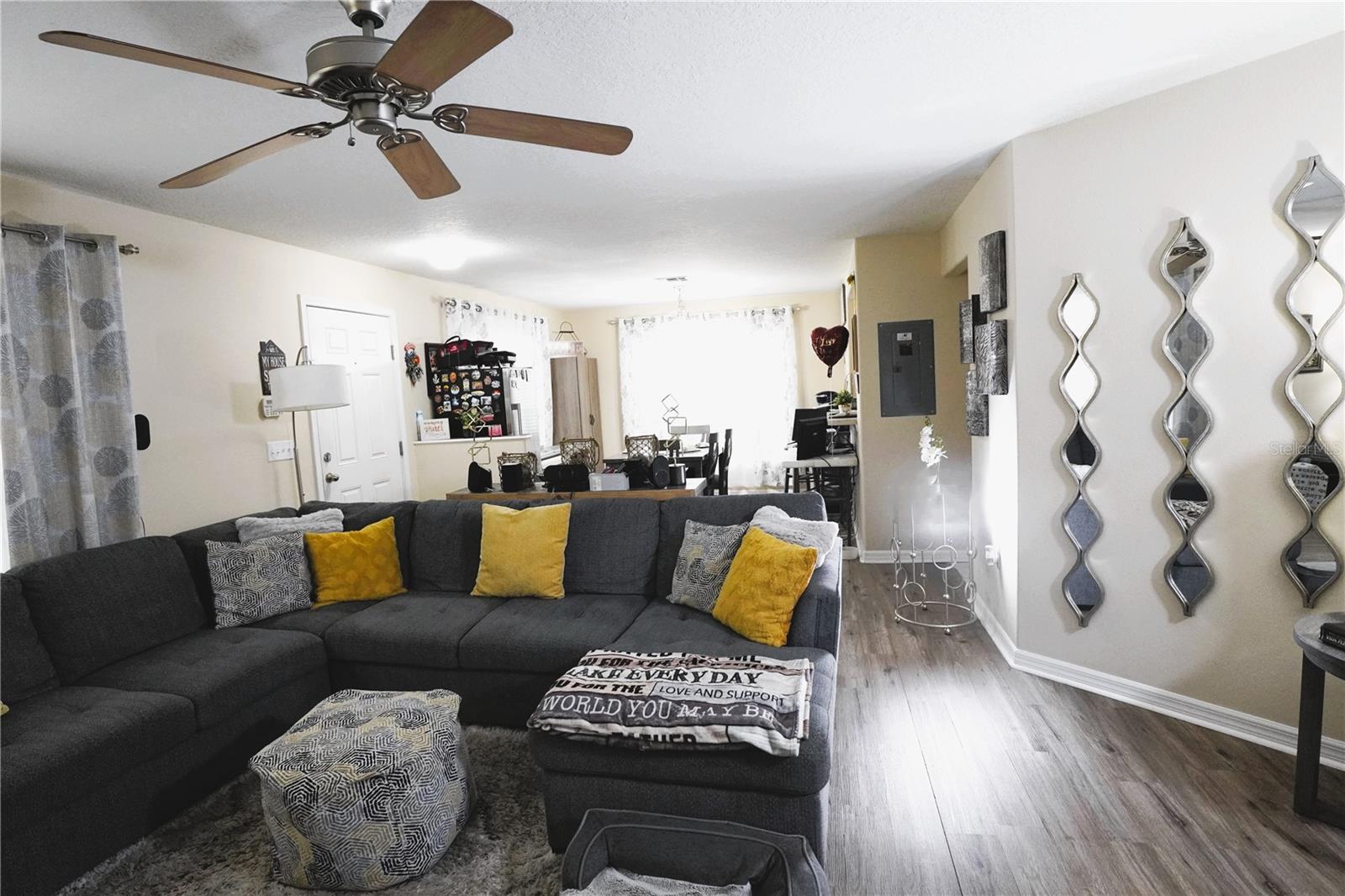 COBBLESTONE LANDING TWNHMS CONDO - Residential