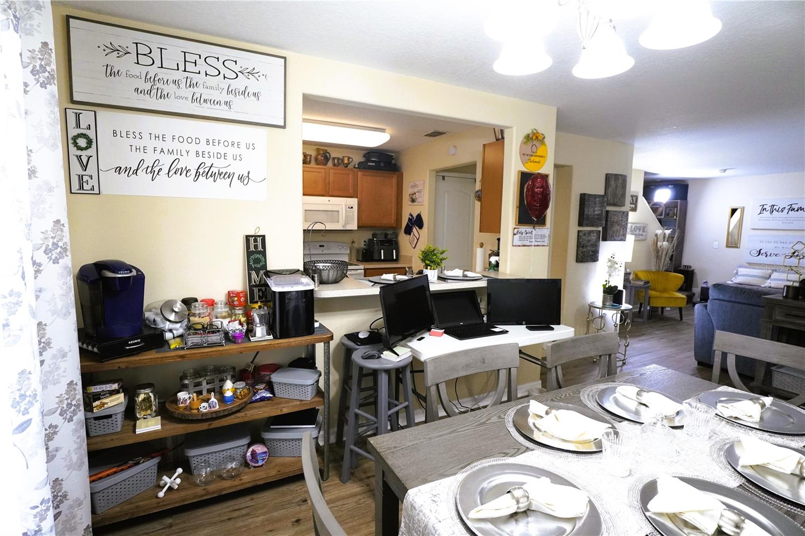 COBBLESTONE LANDING TWNHMS CONDO - Residential