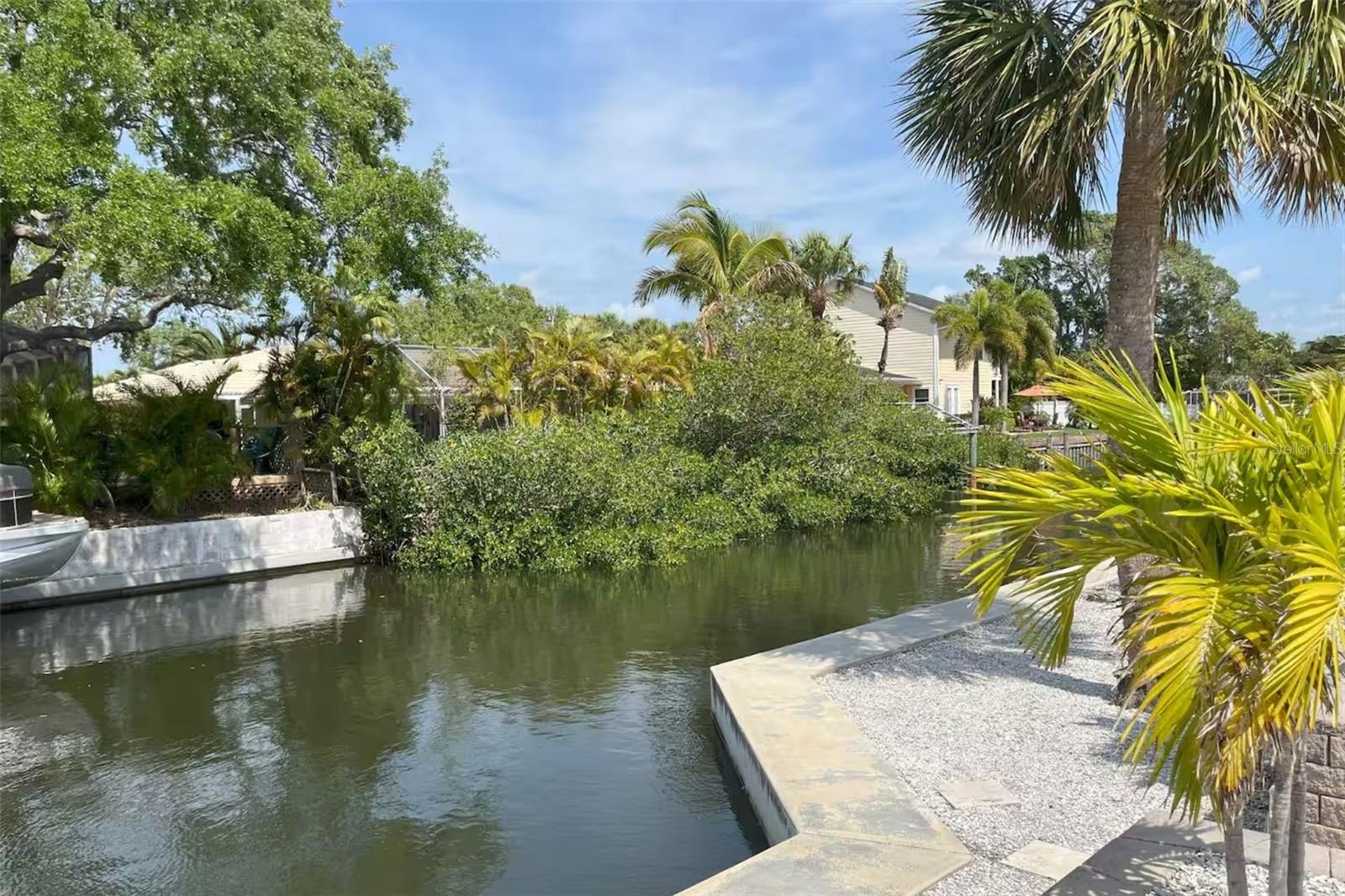 SIESTA MANOR SEC 3 - Residential Lease
