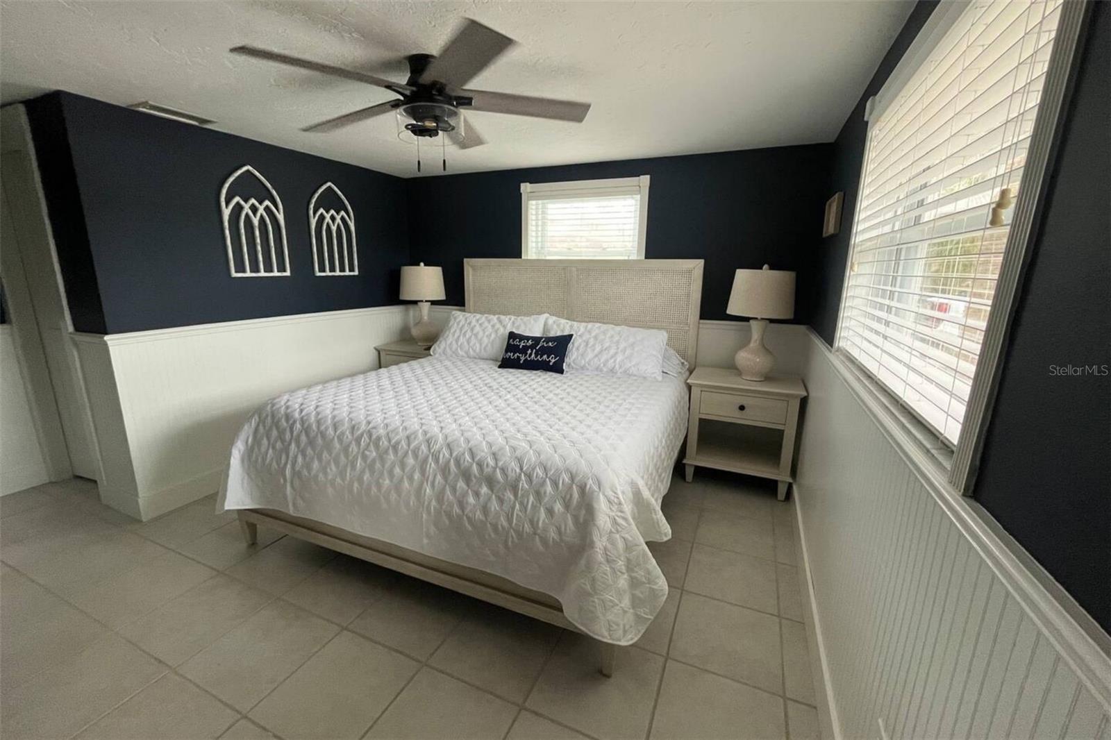 SIESTA MANOR SEC 3 - Residential Lease