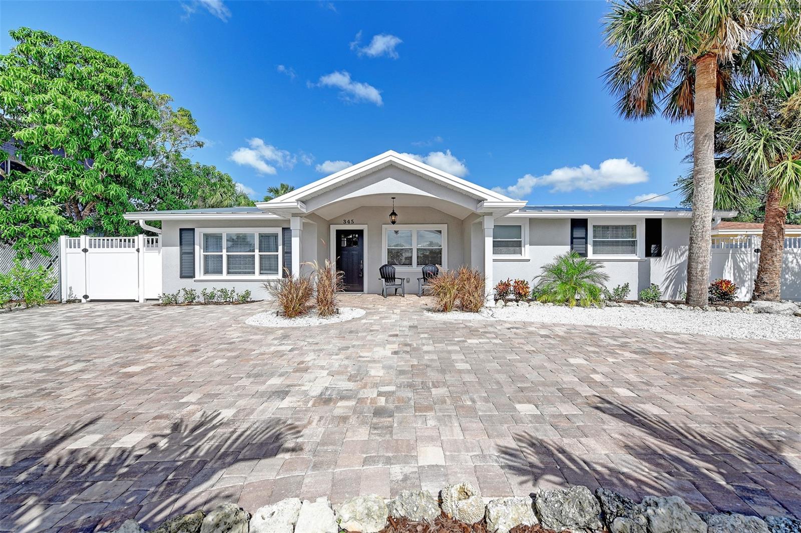 SIESTA MANOR SEC 3 - Residential Lease