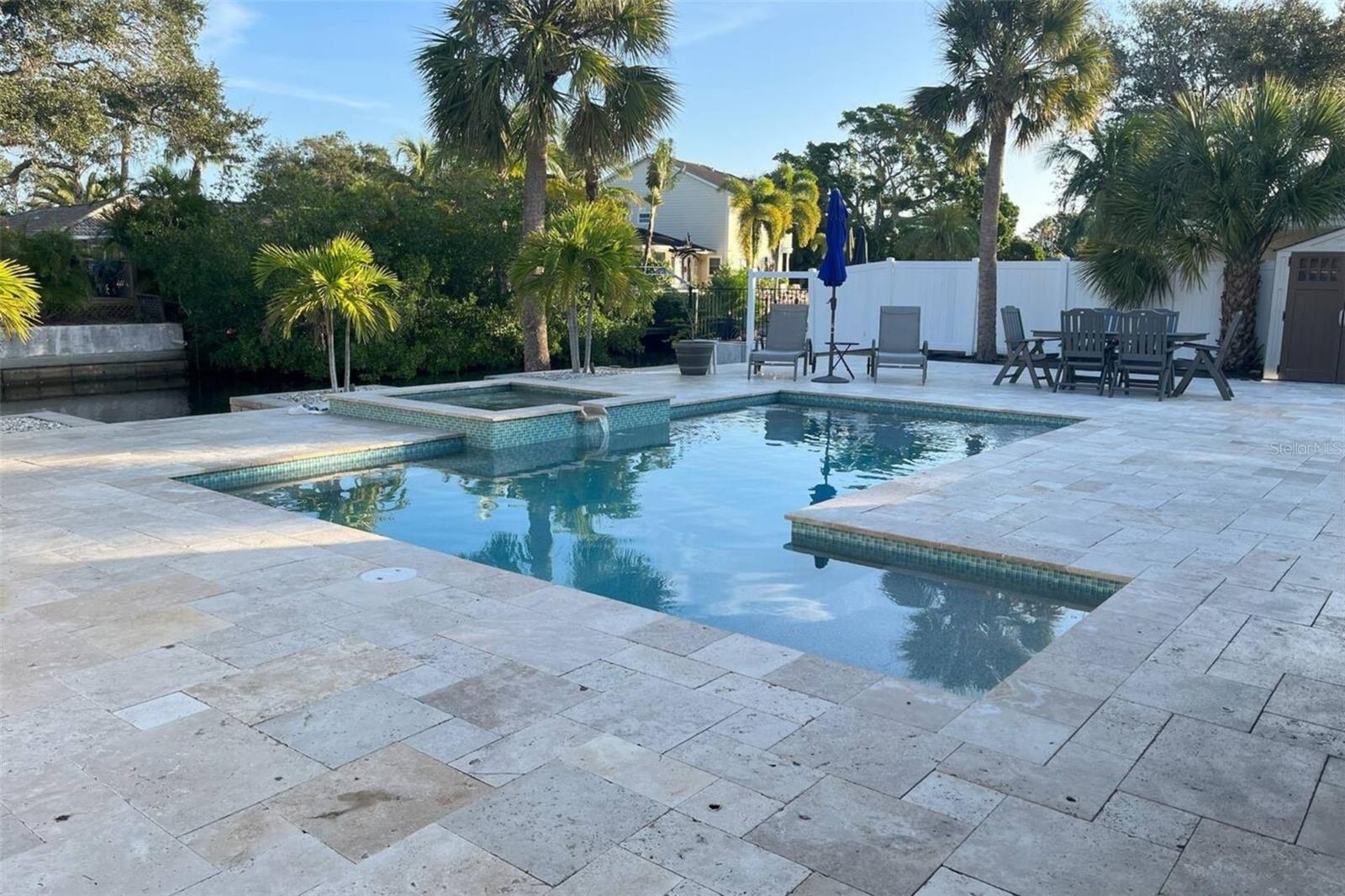 SIESTA MANOR SEC 3 - Residential Lease