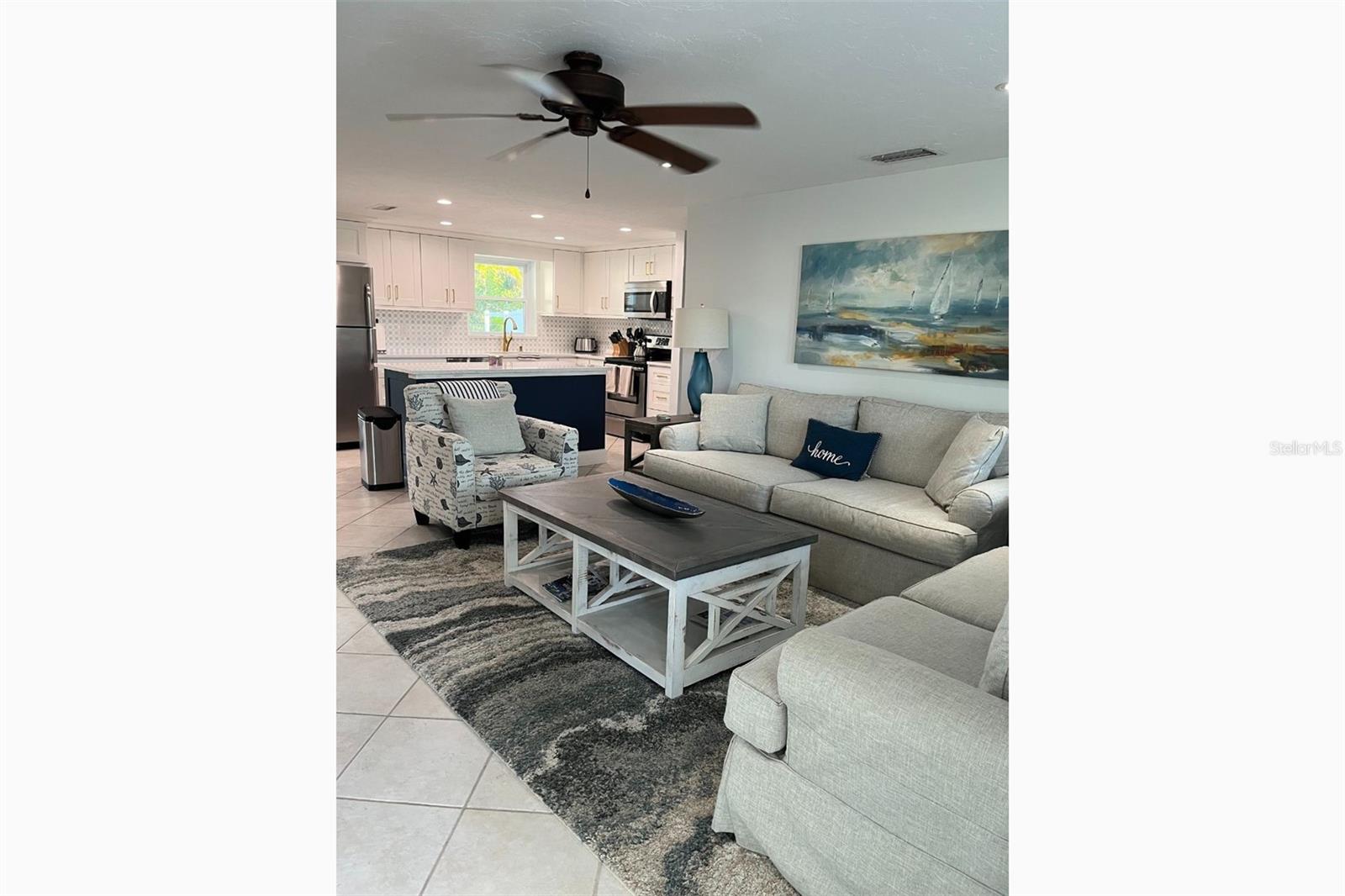 SIESTA MANOR SEC 3 - Residential Lease