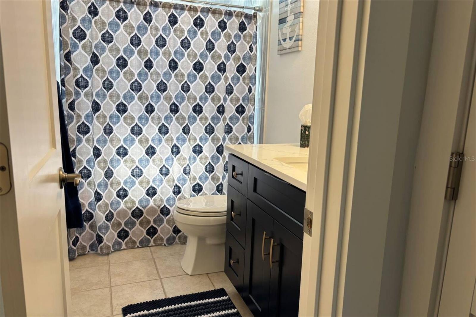 SIESTA MANOR SEC 3 - Residential Lease