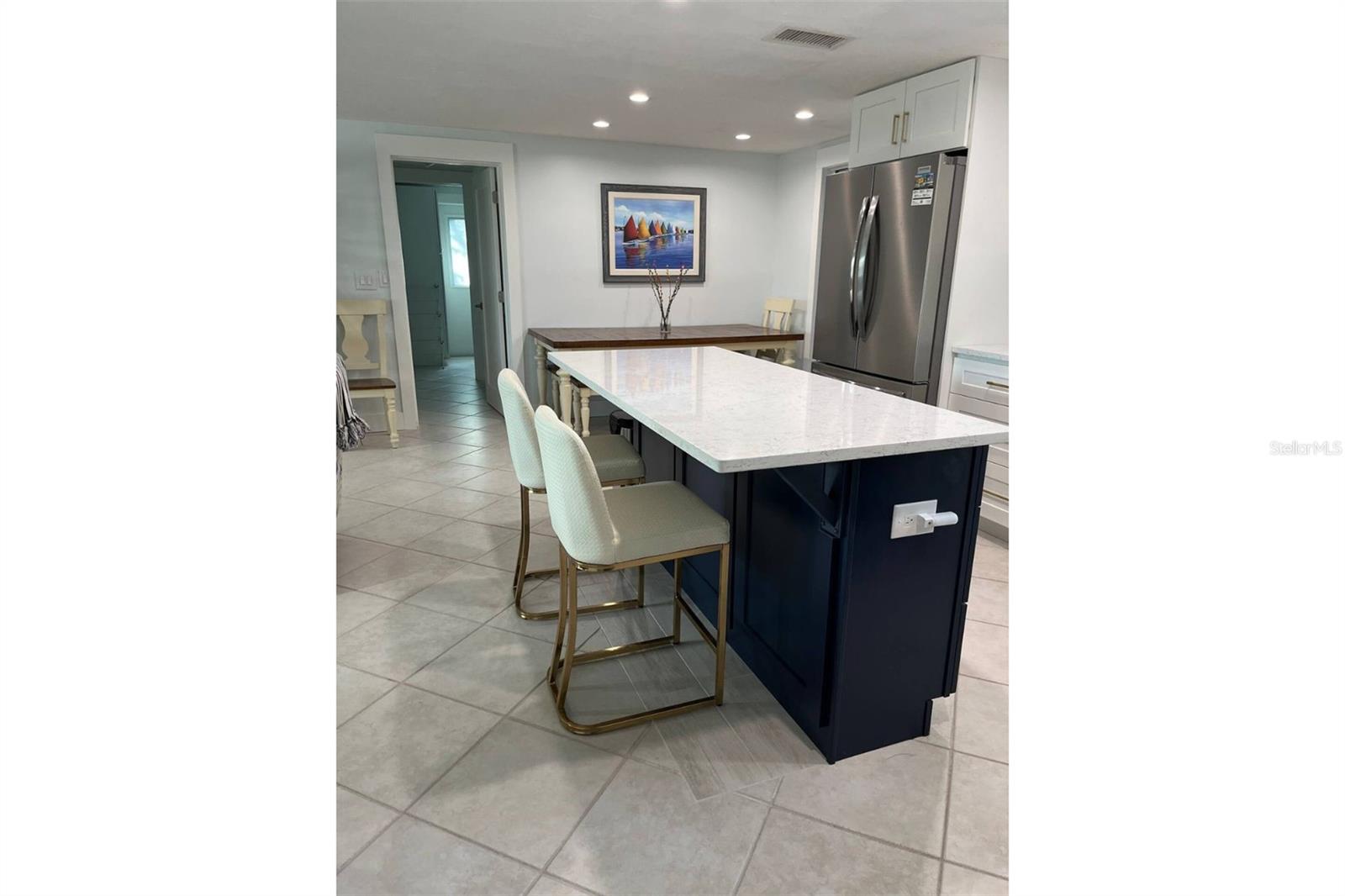 SIESTA MANOR SEC 3 - Residential Lease