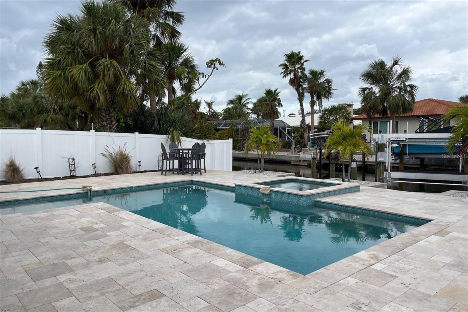 SIESTA MANOR SEC 3 - Residential Lease