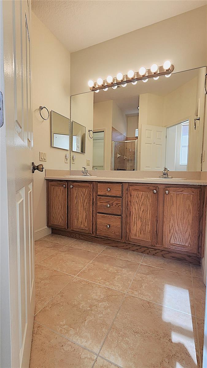 BRENTWOOD FARMS - Residential