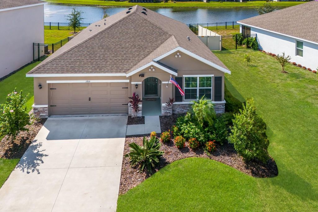 Photo of 17616 Canopy Place, Bradenton, FL 34211 (MLS # A4665245)