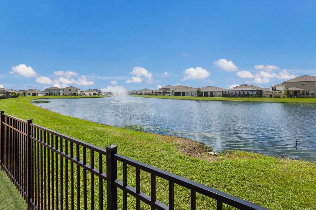 Photo of 17616 Canopy Place, Bradenton, FL 34211 (MLS # A4665245)