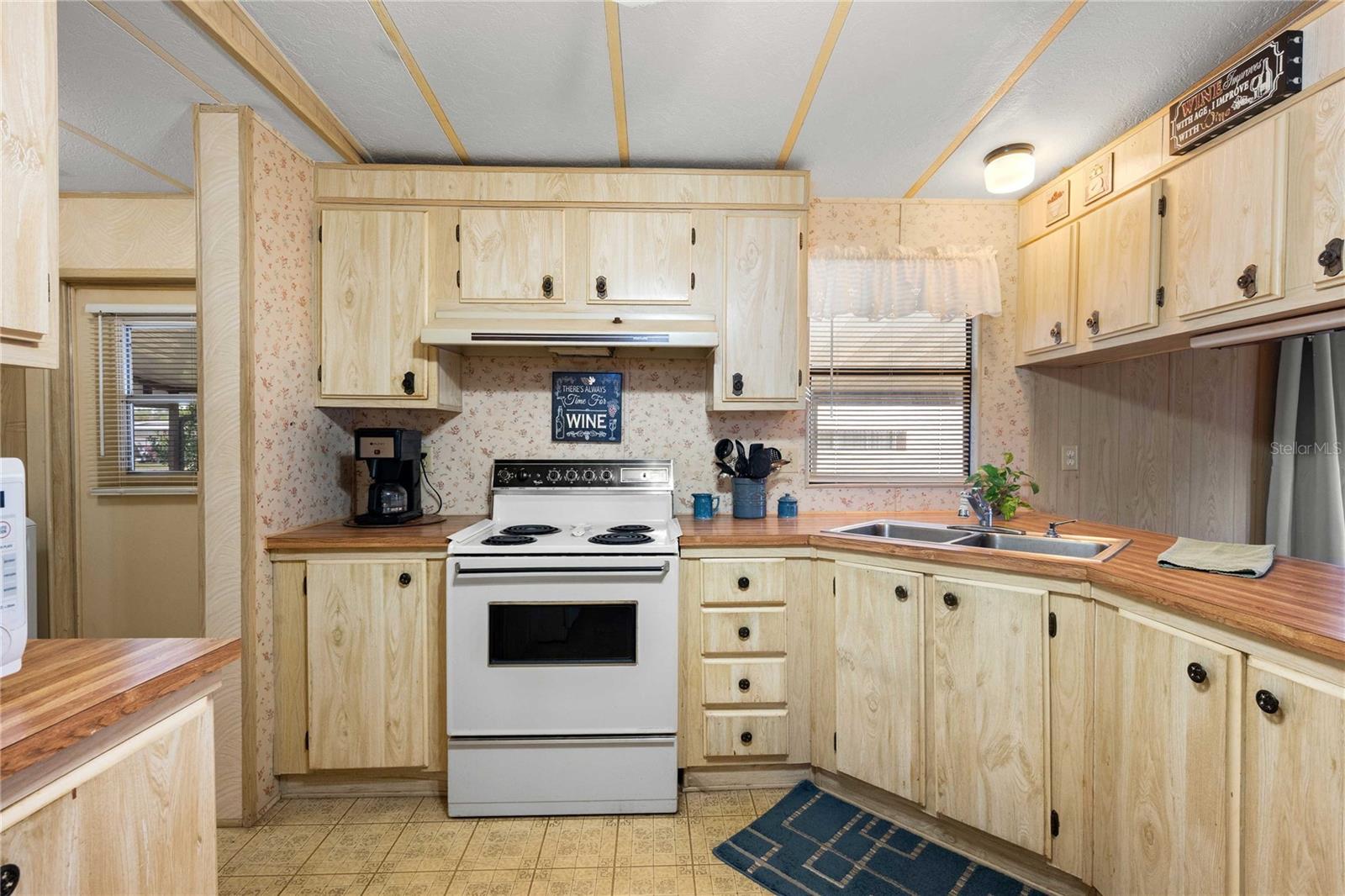 LAKE BETMAR ESTATES - Residential