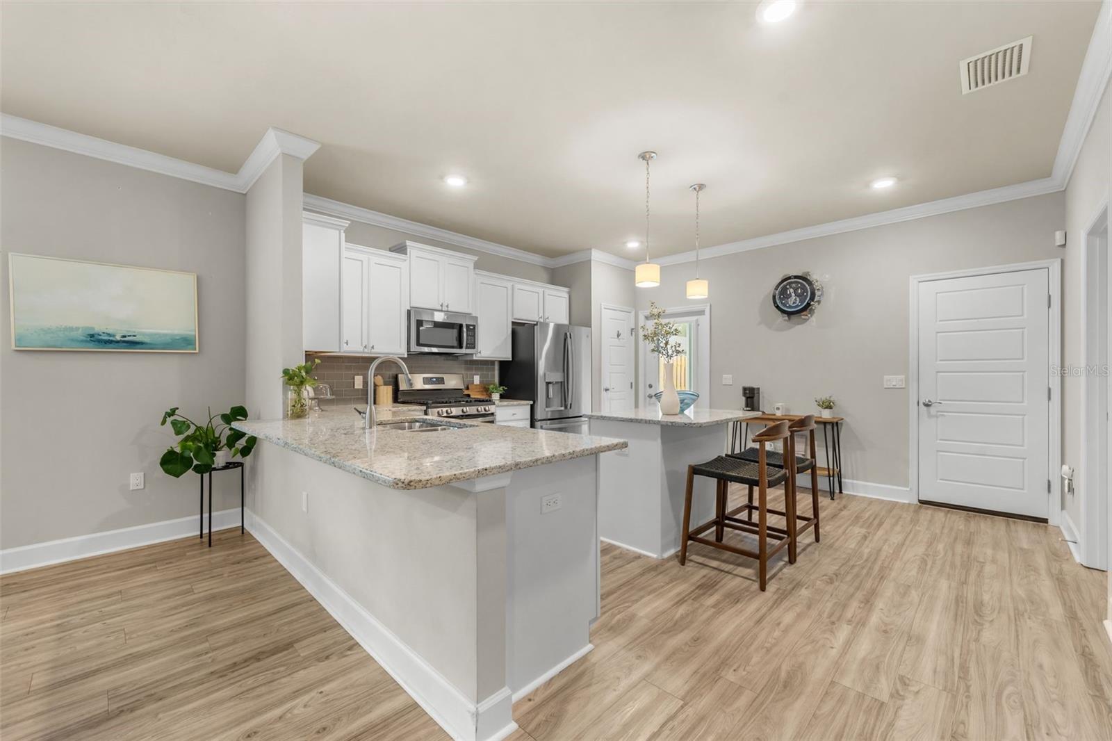 LUGANO PH 2 PB 34 PG 93 - Residential