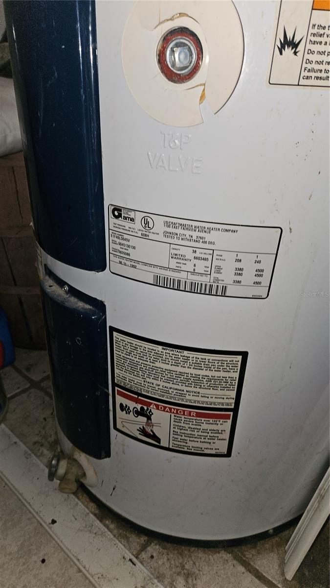 BLUE LAKE RIDGE - Residential