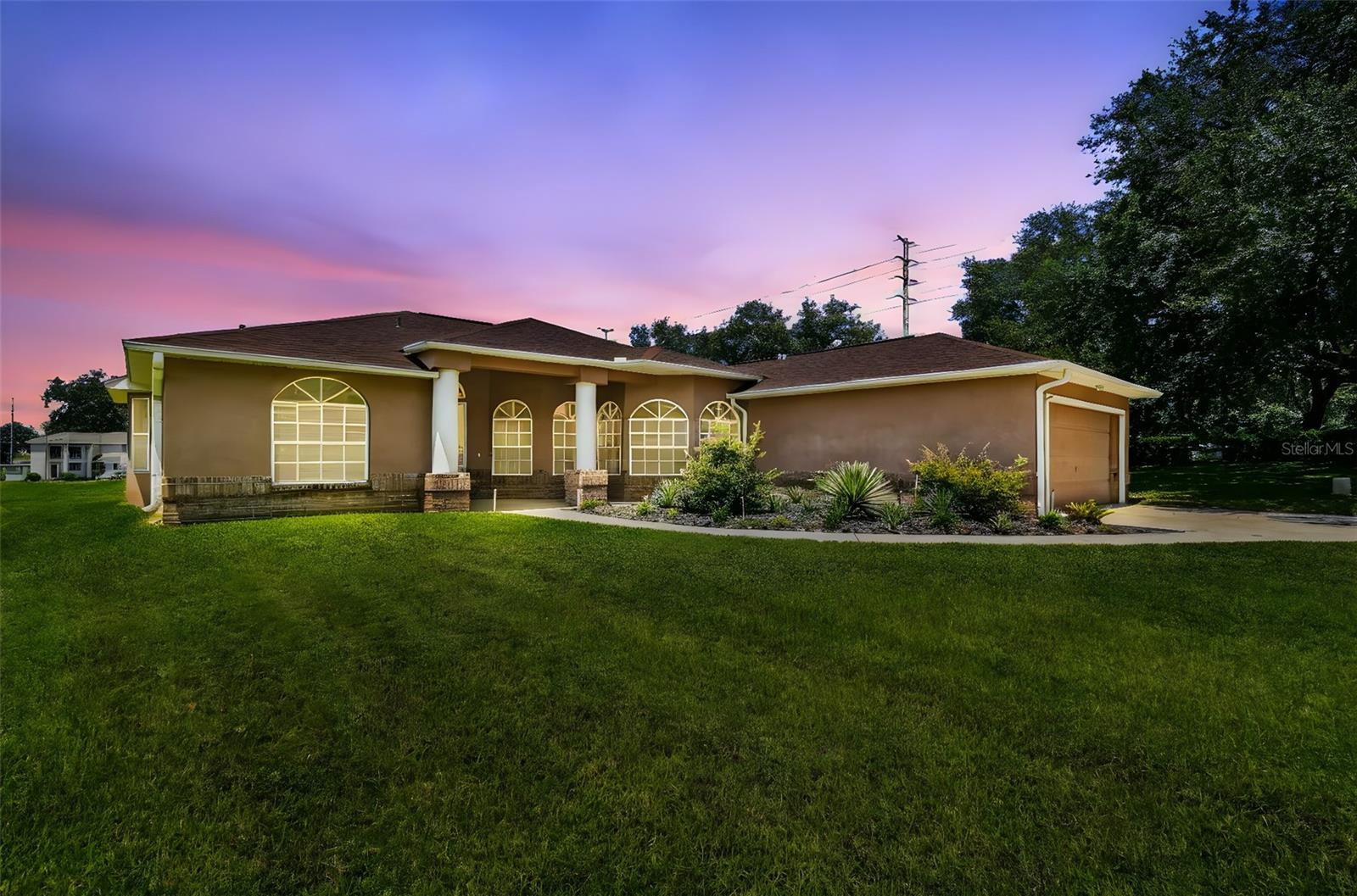Check out this Silver Oaks 3 bedroom 2 bathroom custom built home. Live in one of Zephyrhill's finest established communities. Use your golf cart on the private streets or walk the tree lined sidewalks meandering through the community. Hop across the street to the YMCA or go across Simons Road to use the new tennis center. There is a bowling alley, movie theatre, major stores and dining one mile away and 3 golf courses within 5 miles. The has a garage, a front and back porch, indoor utility and sits on a large 75x162 lot.