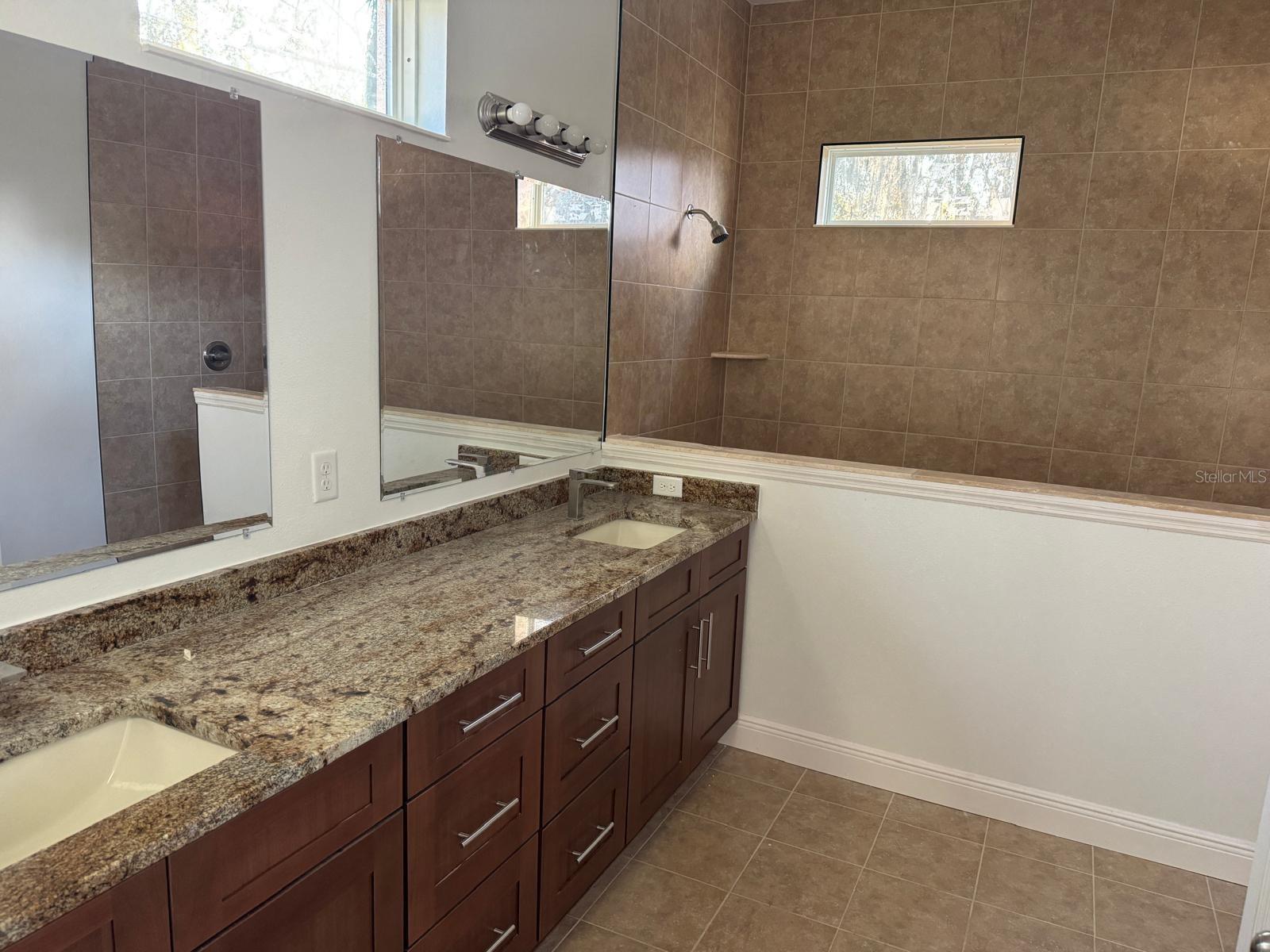 SONOMA - Residential Lease